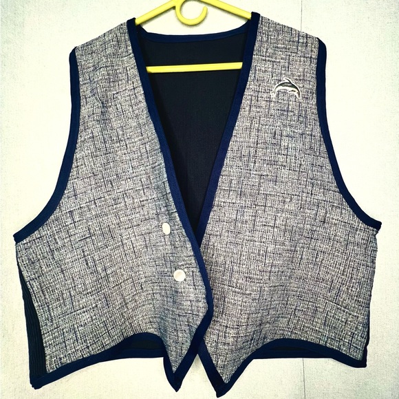 Corduroy Shark Vest - Picture 3 of 7